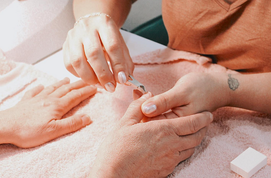 Winter Nail Lessons: Keep Your Hands and Nails Healthy